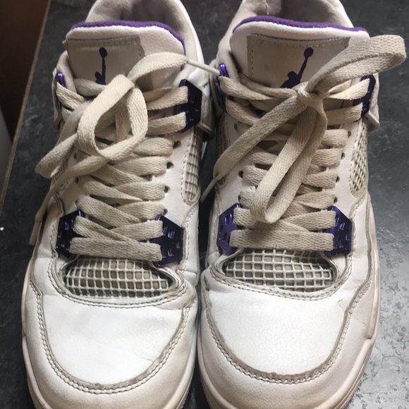 Jordan 4’s Metallic Purple - Picture 2 of 2